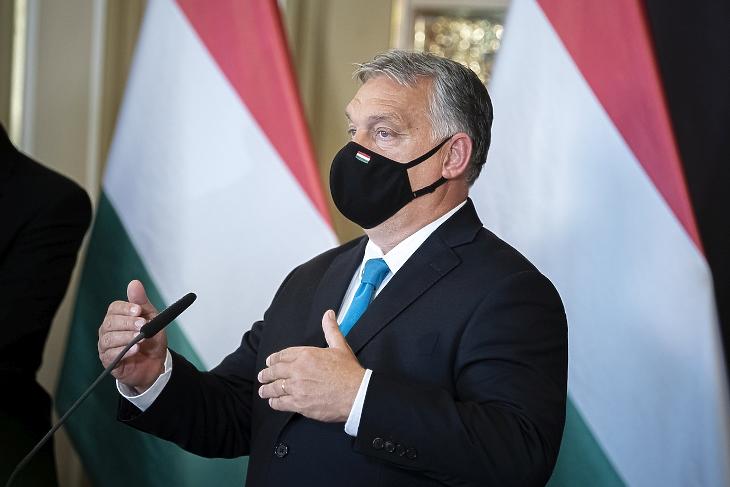 Orbán Viktor miniszterelnök az Andrej Babis cseh kormányfővel tartott közös sajtótájékoztatón az észak-csehországi Ústí nad Labemben 2021. szeptember 29-én. MTI/Miniszterelnöki Sajtóiroda/Benko Vivien Cher