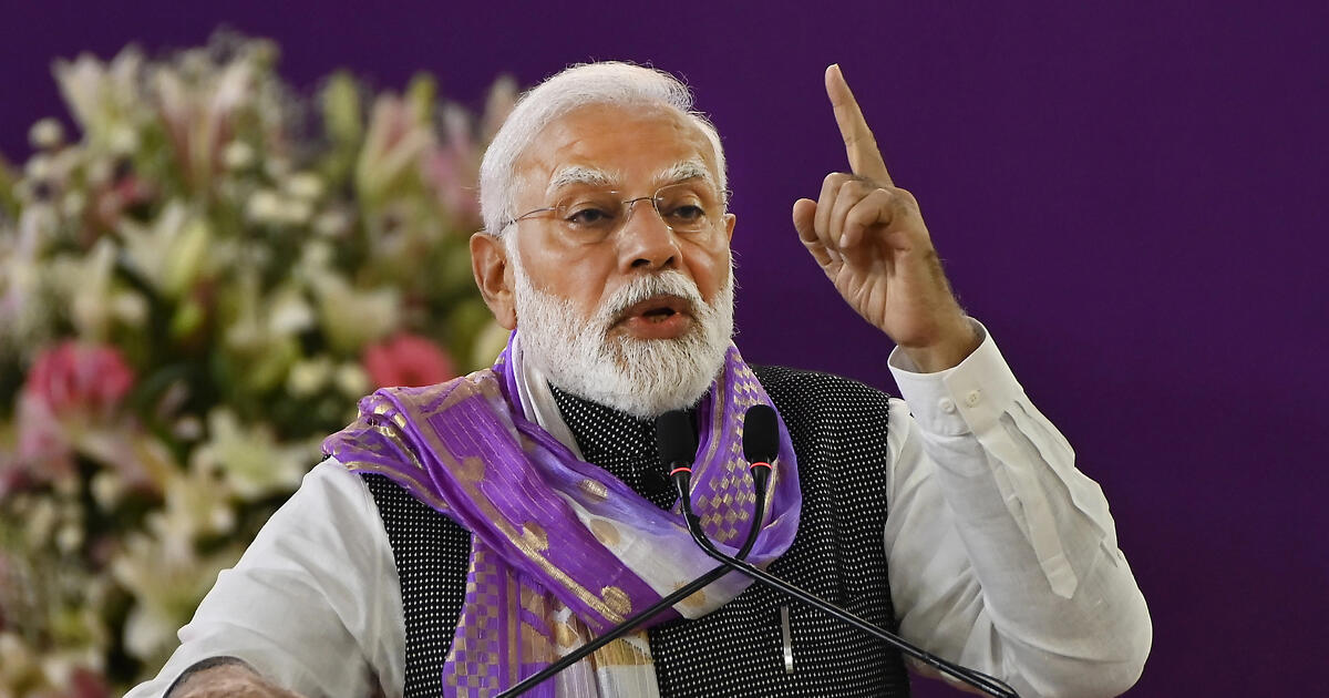 Közeleg az újabb háború? Hatalmas robbanás Kasmírban, száz méterekre repültek a testrészek