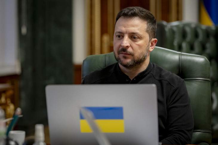 Volodimir Zelenszkij kedden közzétett fotója –szembenézett a realitással