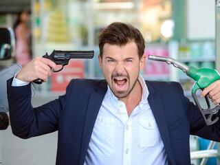 Ne felejtse otthon a forgalmit, ha tankolni megy!