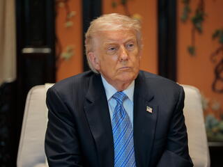 Trump elmondta, mikor indulna újra a háború Irán ellen