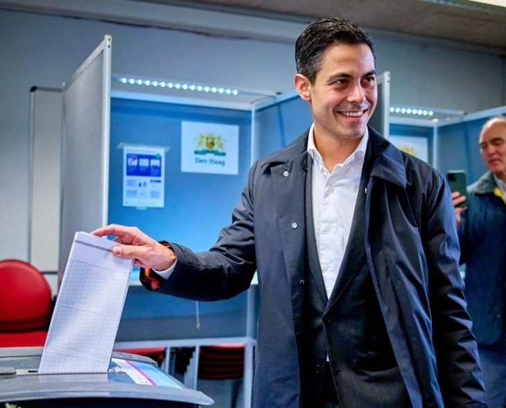 Rob Jettennek a D66 párt vezetőjének nagyon bejött a szavazás