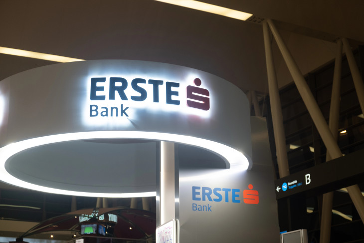 Aktuálisan az osztrák Este Group is az OTP hátát nézi a közép-európai CETOP indexben