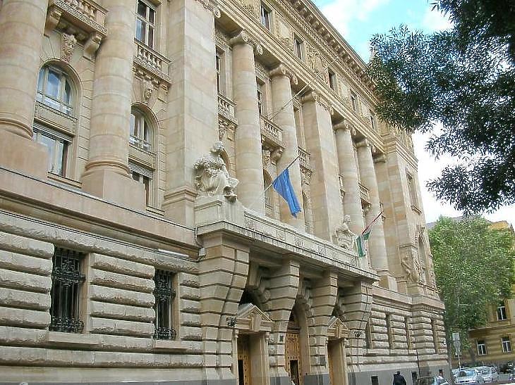 Nem volt könnyű dolguk. Fotó: MTI