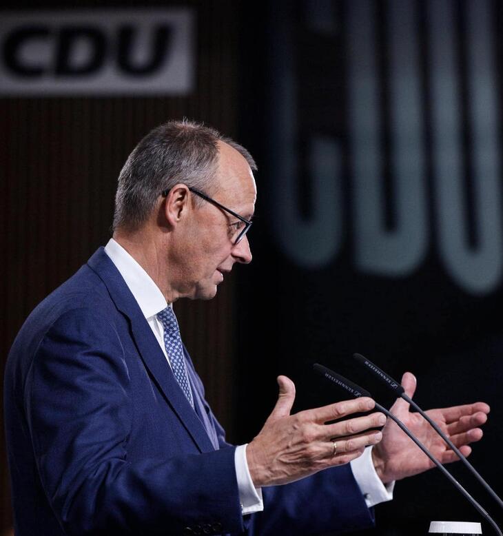 A kereszténydemokraták vezetője Friedrich Merz is a jövőt latolgatja