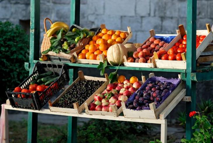 Alig járnak piacra zöldségért és gyümölcsért
