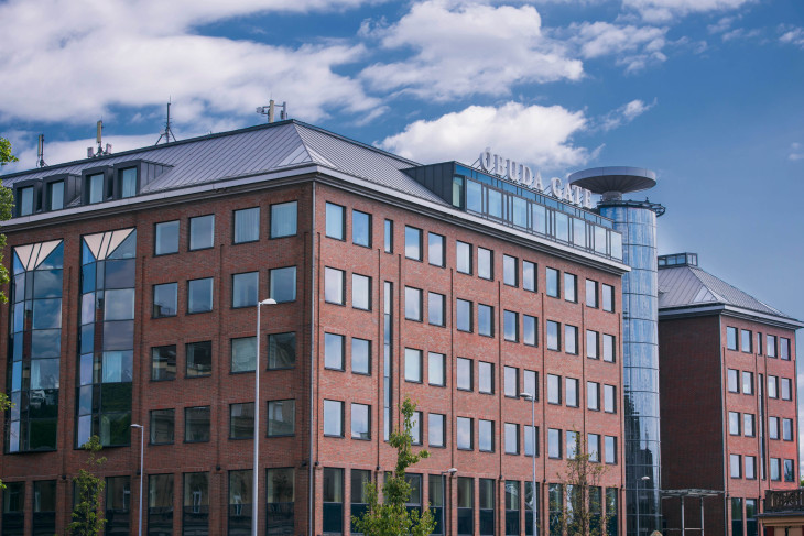 Az A kategóriás irodaház 2001-ben épült 