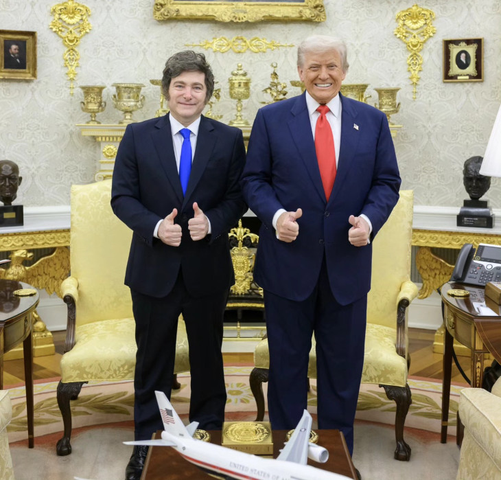 Javier Milei mosolya mintha kevésbé lenne őszinte