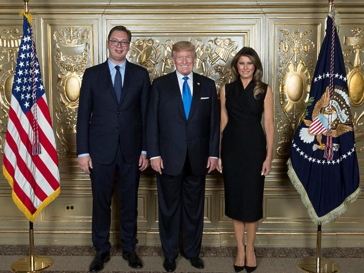 Fél perc: a szerb elnök személyesen is meghívta Belgrádba Donald Trumpot