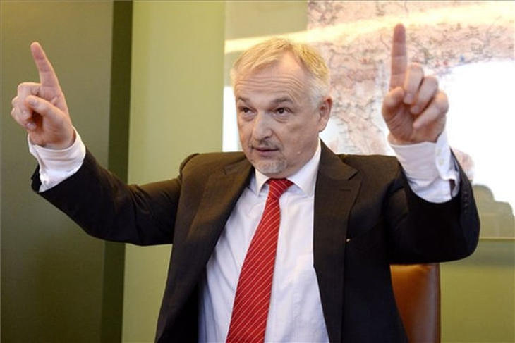 Hernádi Zsolt elnök-vezérigazgató az extra kormányzati elvonásokra is figyelmeztetett