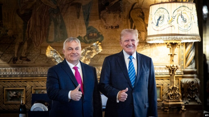 Orbán Viktor és Donald Trump idén júliusban, a volt amerikai elnök otthonában Mar-o-Lagóban   