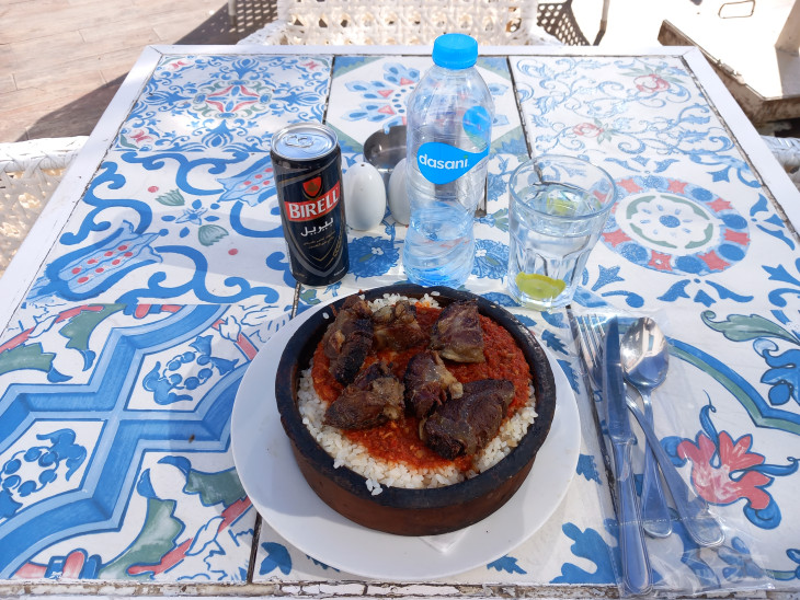 A népszerű egyiptomi étel, a fatteh hússal az igazi