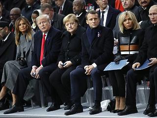Trump nekiment a francia elnöknek 