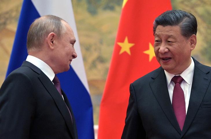 Hszi Csin-ping mégis Putyin hóna alá nyúl?
