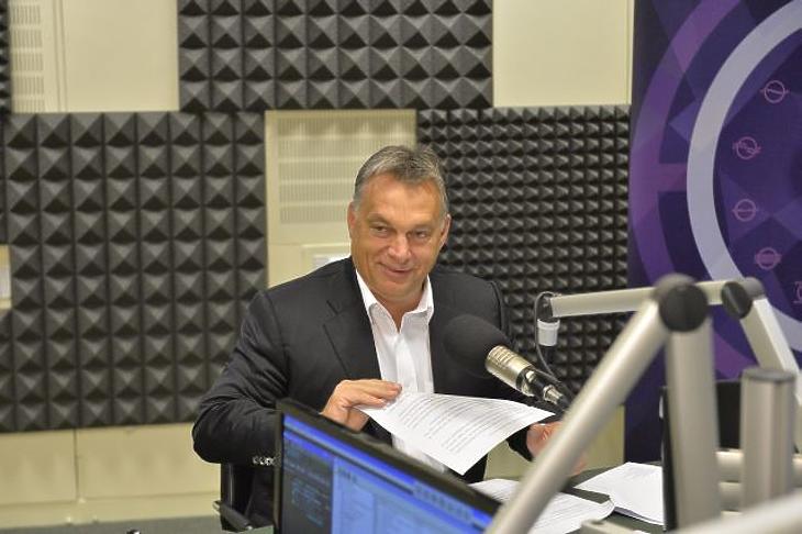 Orbán elárulta, hogy került több mint ezer menekült Magyarországra