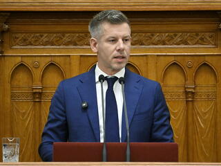 Újabb fontos törvényjavaslatot nyújt be a kormány, átalakulhat a közmédia