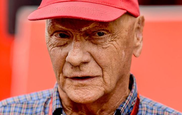 Elhunyt a Forma 1-es legenda - Niki Lauda emlékére