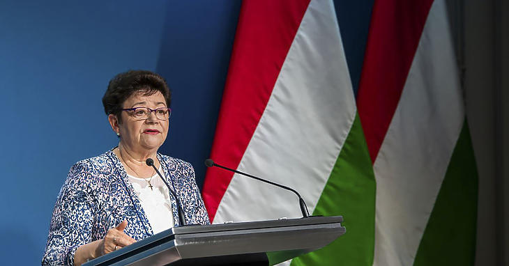 Harmadfokú hőségriasztást rendelt el Müller Cecília