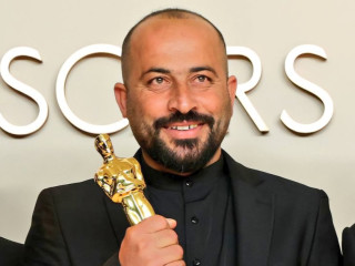 Egy palesztin Oscar-díjas rendezőt izraeli telepesek támadtak meg
