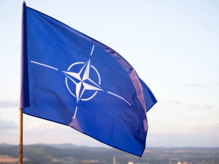 Oroszország kemény üzenetet küldött a NATO-nak