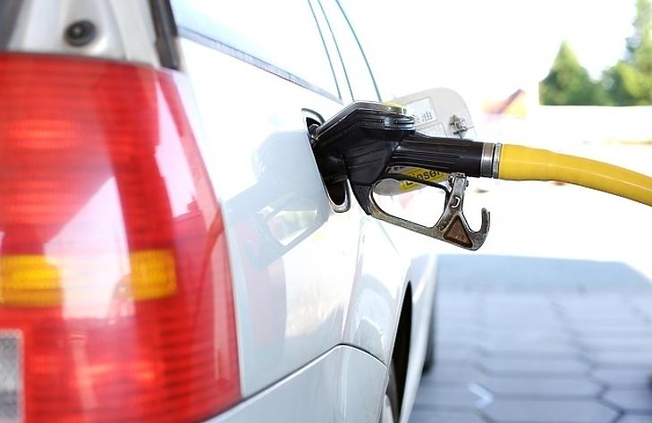 400 forint felett a gázolaj ára – újabb kisebb pofon érik az autósoknak 