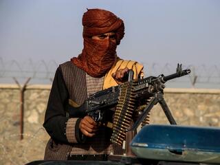 Új jelentés: nagyon jól jártak a tálibok a hátrahagyott amerikai fegyverekkel