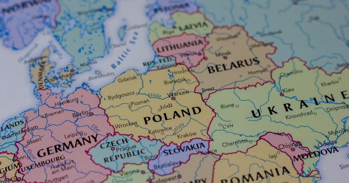 A kormány furcsa módon európai menekülőket fogadott be