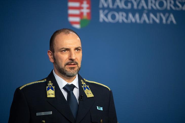 Kiss Róbert rendőr alezredes: péntektől irány Horvátország! Fotó: mti
