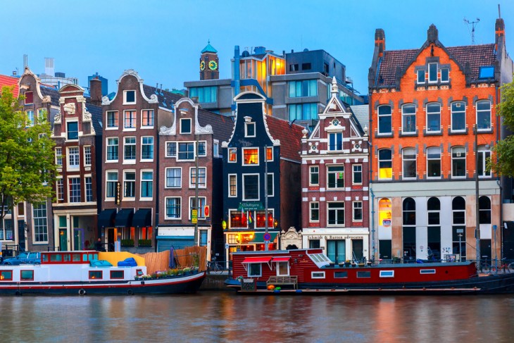 Amszterdam is kedvelt  célpont. Fotó: Depositphotos