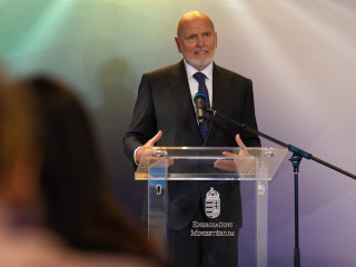 Elhagyja a Slovnaft vezetői székét Világi Oszkár