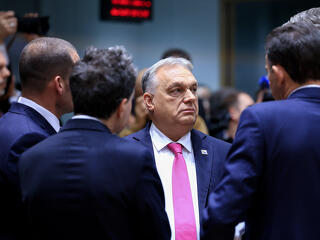 Az utolsó pillanatban visszavonulót fújt az Orbán-kormány Brüsszelben