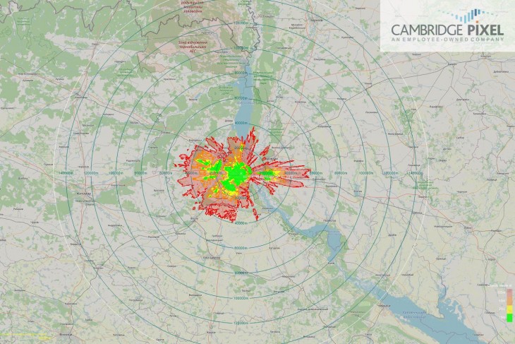 Egy elvben 150 kilométeres körben hatékony légvédelmi radar Kijev központjában elhelyezve e területekn képes érzékelni alacsonyan érkező eszközöket. (Piros: 100 méter magasságban repülő eszköz; Narancs: 40 méter magasan repülő eszköz; Sárga: 20 méter magasan repülő eszköz; Zöld: 10 méter magasan repülő eszköz) Forrás: Tom Cooper