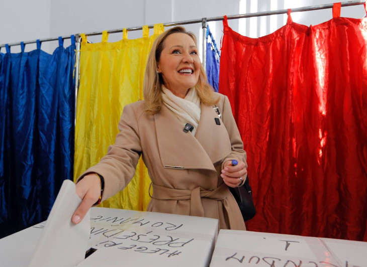 A liberális Elena Lasconi mosolya még szélesebb lehet most vasárnap?