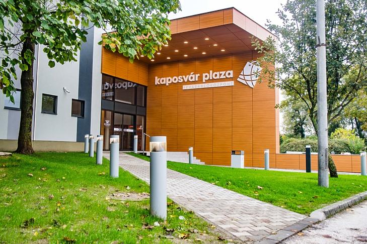 A vártnál kevésbé rázta meg a járvány a hazai plázákat