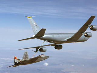 Az amerikai hadsereg marad Iránnál és már a következő körre is készül