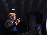 Ledobhatja a migráns-atombombát Donald Trump?