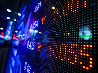 Óvatos pesszimizmussal nyitott a tőzsde szerdán