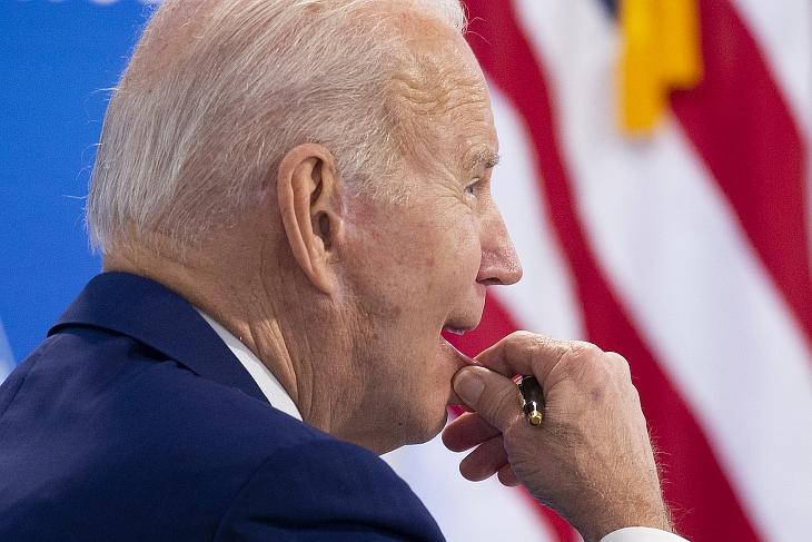 Joe Biden: Amerika teljes erejével megvédi a NATO-tagországok területét