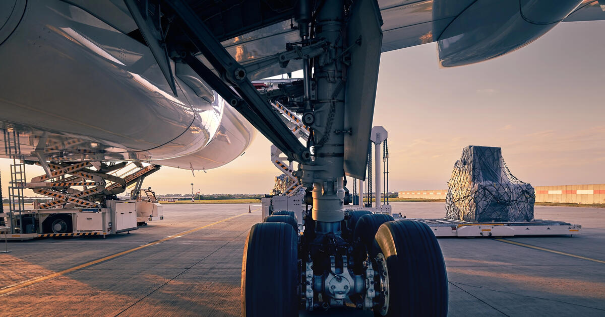 Nagy a baj a légi közlekedésben, van olyan repülőtér, ahol elfogyott a kerozin