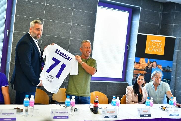 Parádés bejelentés: Norbi az Újpest FC stratégiai főtámogatója lett
