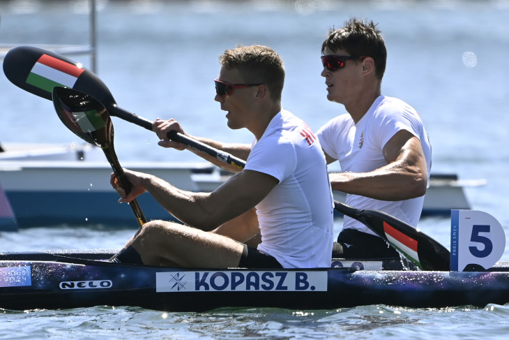 Magyar kajakosok a párizsi döntőben