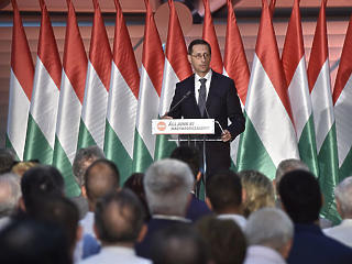 Varga Mihály: Magyarországnak a maga útját kell járnia