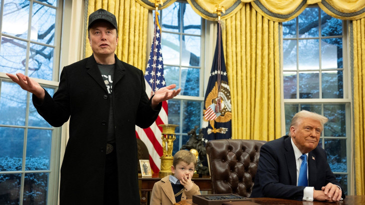 Elon Musk és Donald Trump az Ovális Irodában