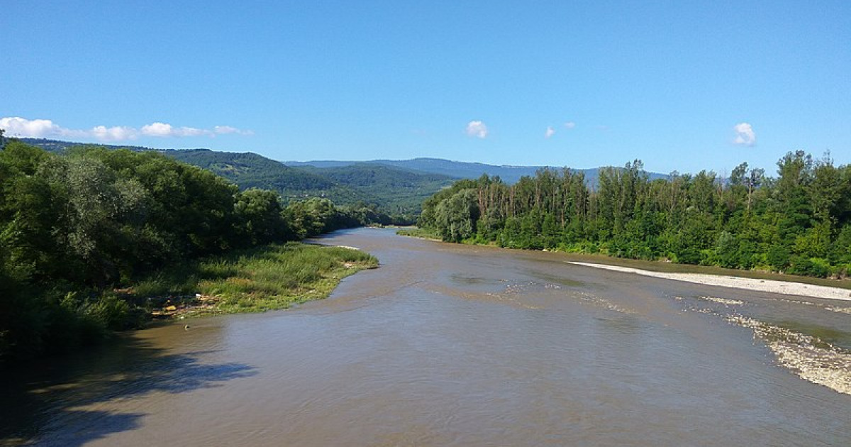A Tisza a romániai Máramarossziget és az ukrajnai Aknaszlatina között