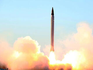 Füst száll Doha felett, rakétatámadás érte Katart