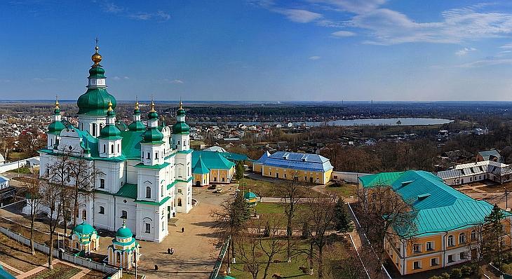 Így bombáztak az oroszok egy ukrán nagyvárost – videóval