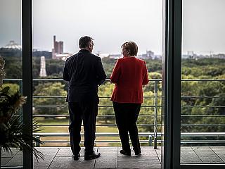 Megvan, hogy mit hiányol Merkel az Orbán-kormányból