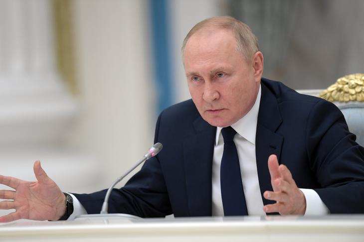 Putyin szerint vazallussá vált Európa. Fotó: EPA/ALEXEI NIKOLSKY/SPUTNIK/KREMLIN POOL 