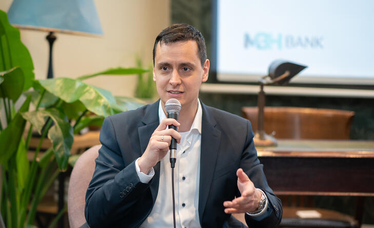 Bemondták az elemzők az új számot, indul a hajsza a 2 százalékos növekedésért