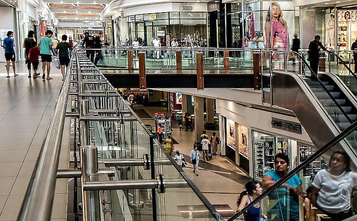 A bevásárlóközpontok üzemeltetőinek többsége tavaly jelentős bevételcsökkenést könyvelt el (fotó: pixabay.com)